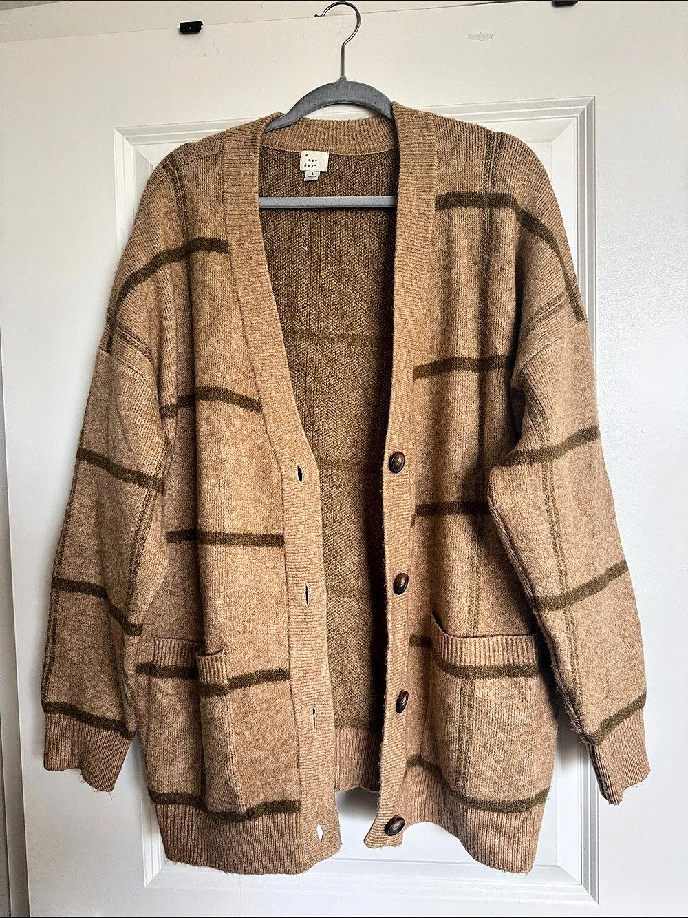 a new day Plaid Cardigan in Brown Size Large Like New